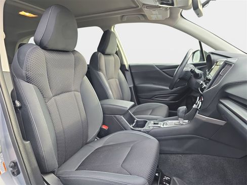 Used 2020 Subaru Forester Premium image 12