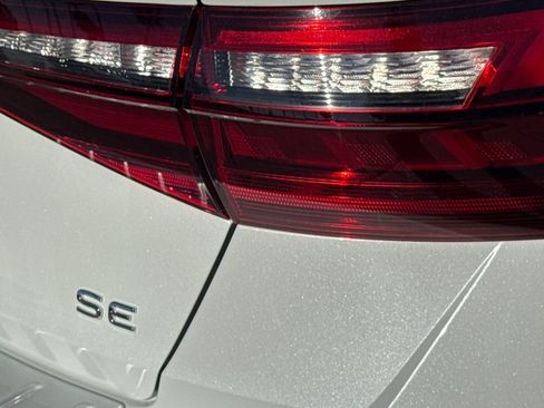 New 2026 Volkswagen Jetta SE image 7