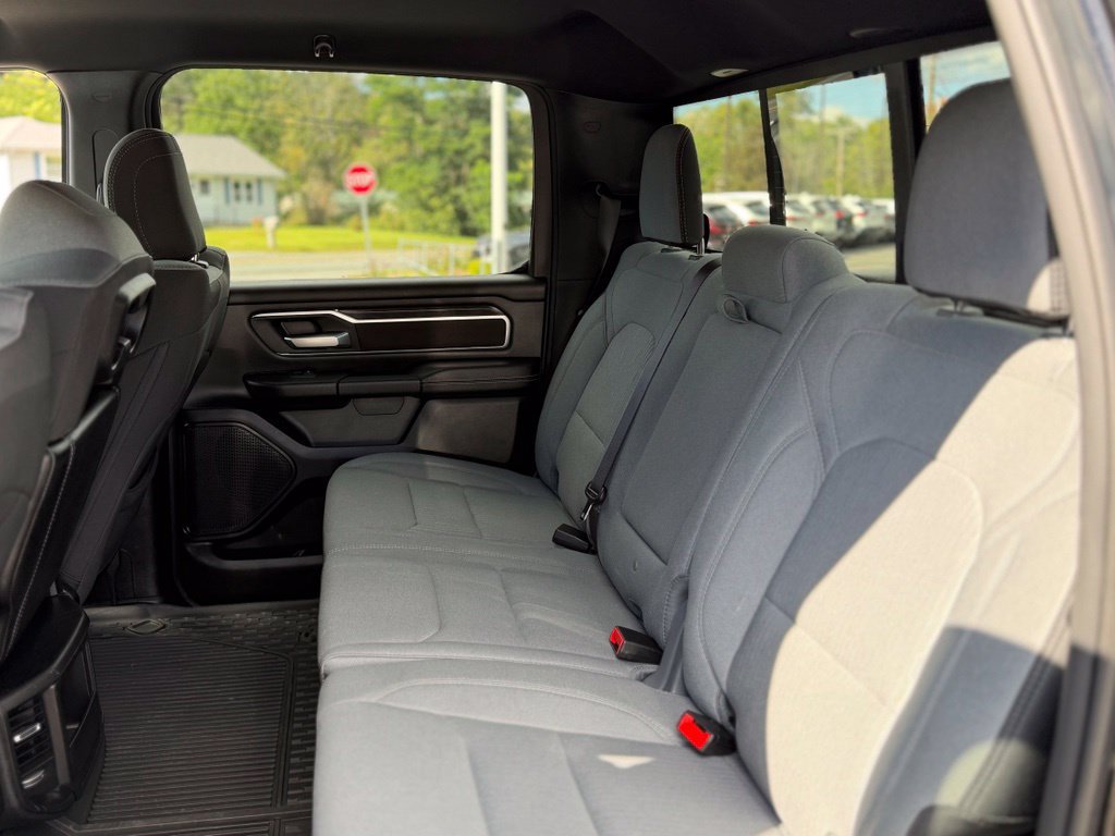 Used 2024 RAM 1500 Big Horn AWD/4WD image 5