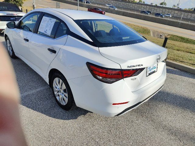 Used 2025 Nissan Sentra S FWD image 4