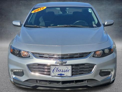 Used 2017 Chevrolet Malibu LT FWD image 10