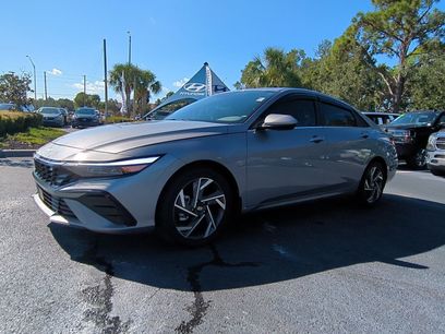 Certified 2025 Hyundai Elantra SEL