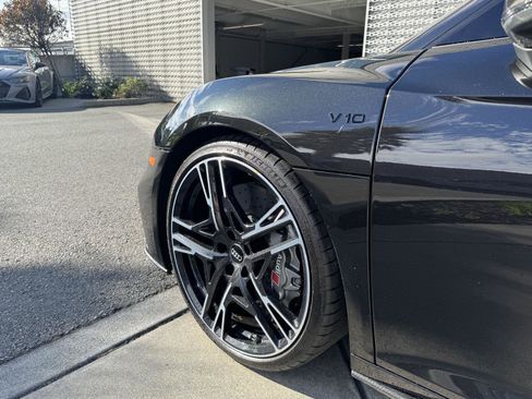 Used 2020 Audi R8 V10 performance image 11