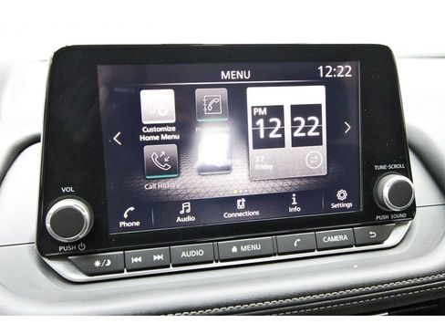 Used 2025 Nissan Rogue SV FWD image 23