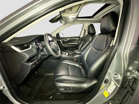 Certified 2024 Toyota RAV4 XLE image 17