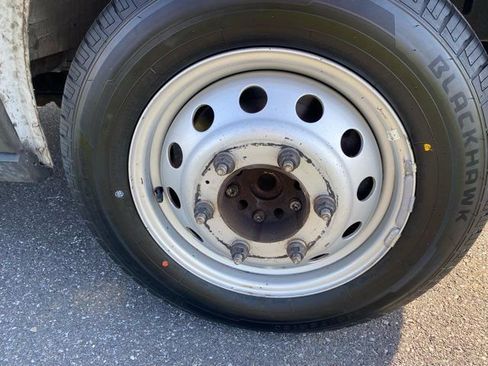 Used 2020 Ford Transit 350 DRW w/ Exterior Upgrade Package image 26