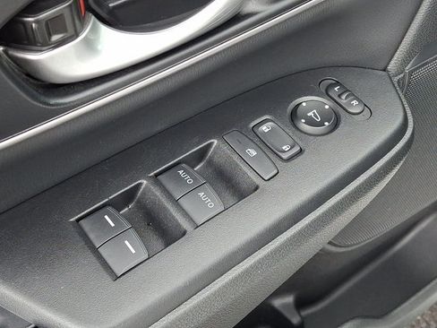 Used 2022 Honda CR-V EX-L image 14