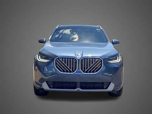 New 2026 BMW X3 xDrive30i w/ Premium Package AWD/4WD image 2