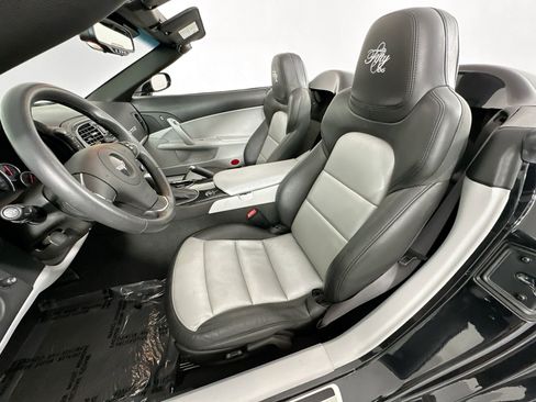 Used 2013 Chevrolet Corvette Convertible image 19