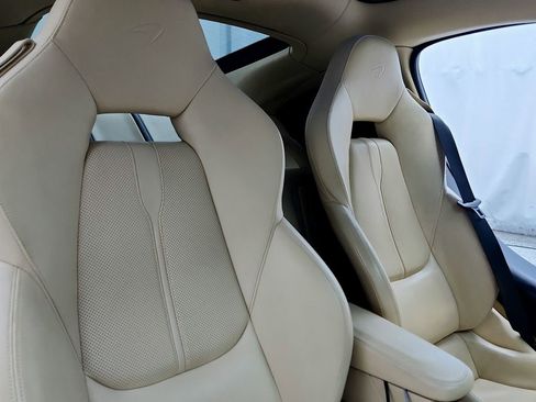 Used 2017 McLaren 570S image 35