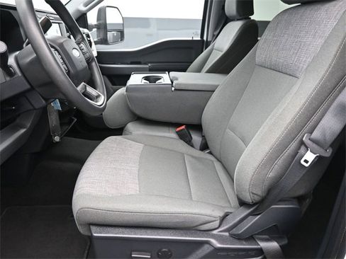 Used 2025 Ford F350 XLT image 21