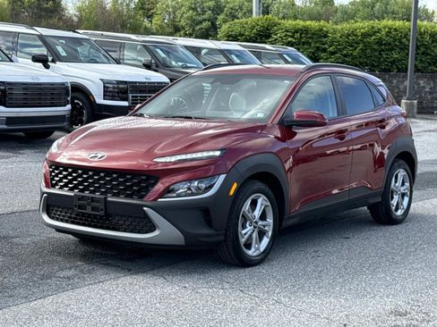 Certified 2023 Hyundai Kona SEL w/ Cargo Package AWD/4WD image 28