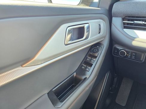 New 2026 Ford Explorer Active AWD/4WD image 30