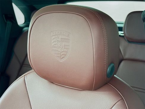 New 2026 Porsche Cayenne S image 14