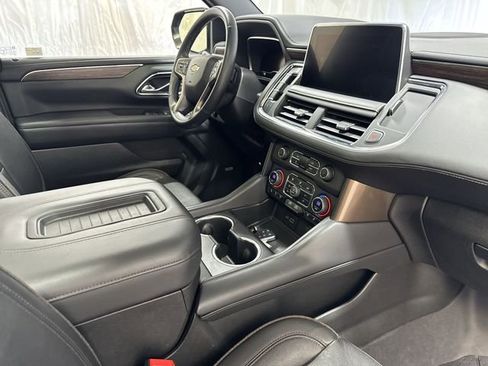 Used 2023 Chevrolet Suburban High Country AWD/4WD image 35