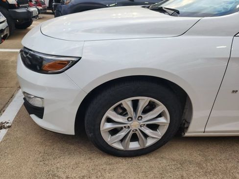 Used 2025 Chevrolet Malibu LT FWD image 13