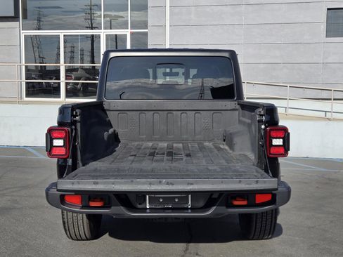 Certified 2023 Jeep Gladiator Mojave w/ LED Lighting Group image 29