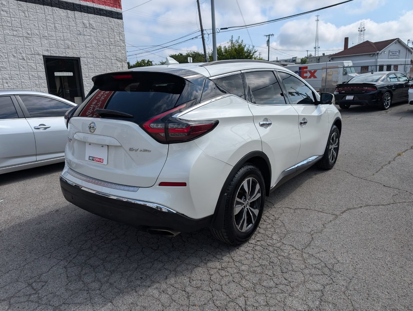 Used 2019 Nissan Murano SV w/ Premium Package AWD/4WD image 6