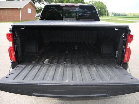 Used 2020 Chevrolet Silverado 1500 LTZ w/ LTZ Premium Package AWD/4WD image 20