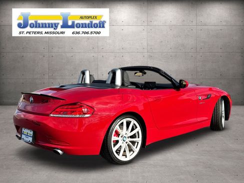 Used 2010 BMW Z4 sDrive35i image 2