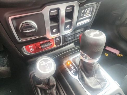 New 2026 Jeep Wrangler Sport AWD/4WD image 8