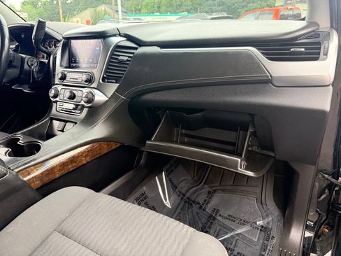 Used 2020 Chevrolet Tahoe LS AWD/4WD image 28