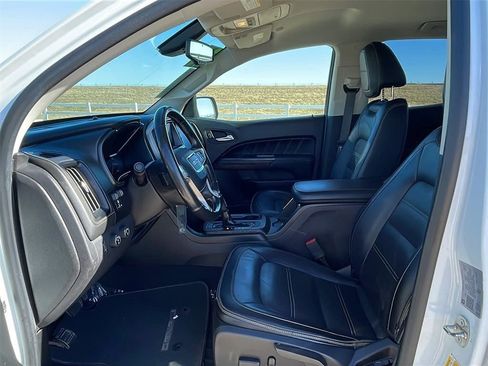 Used 2021 GMC Canyon Denali image 19