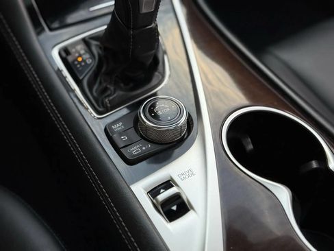 Used 2018 INFINITI Q50 Luxe w/ Essential Package (3.0T Luxe) image 21