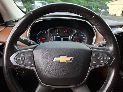 Used 2019 Chevrolet Traverse High Country AWD/4WD image 23