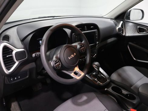 Used 2024 Kia Soul LX w/ Option Group 015 image 14