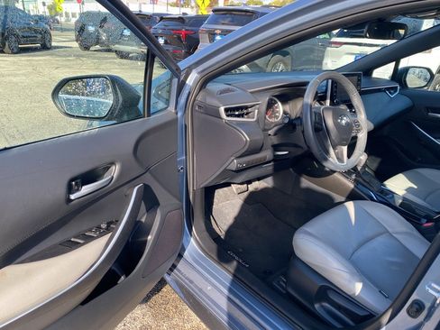 Used 2020 Toyota Corolla SE image 9