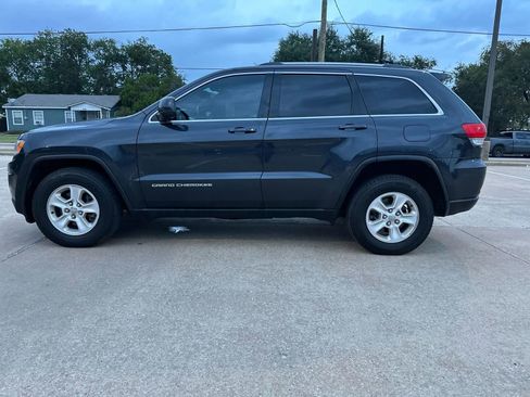 Used 2015 Jeep Grand Cherokee Laredo w/ Quick Order Package 23E AWD/4WD image 8