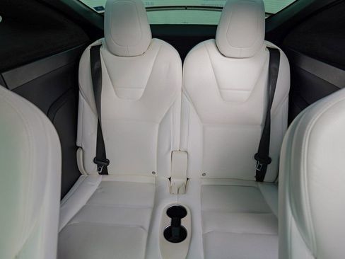 Used 2016 Tesla Model X 90D image 29