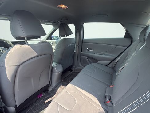 Used 2023 Hyundai Elantra SEL w/ Cargo Package FWD image 34