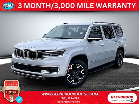 Used 2024 Jeep Wagoneer Series III AWD/4WD image 1