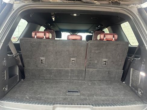 Used 2023 Ford Expedition Limited image 32