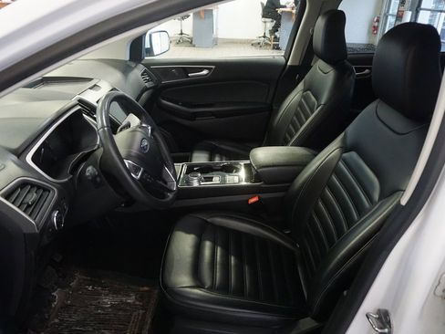 Used 2020 Ford Edge SEL w/ Convenience Package image 19