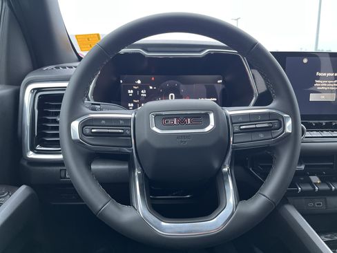 New 2026 GMC Canyon Elevation w/ Convenience Package image 7