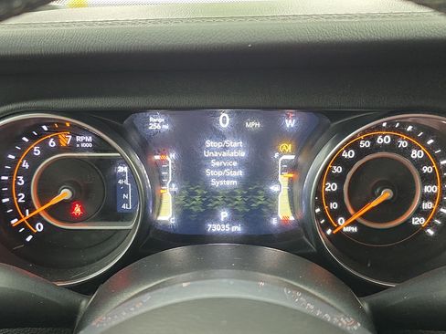 Used 2020 Jeep Gladiator Overland AWD/4WD image 18