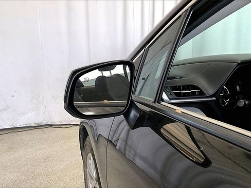 Used 2022 Toyota Sienna LE image 10