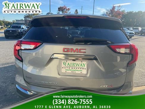 Used 2023 GMC Terrain AT4 image 7