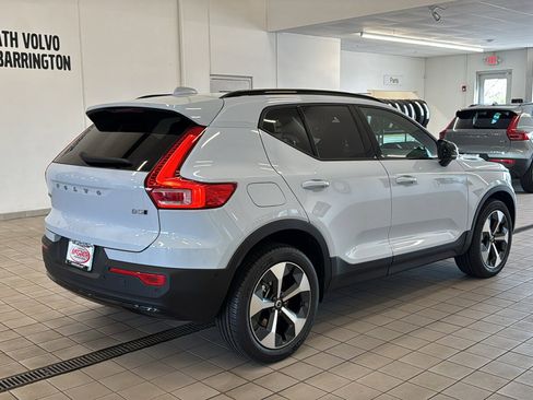 New 2026 Volvo XC40 B5 Plus w/ Climate Package AWD/4WD image 5