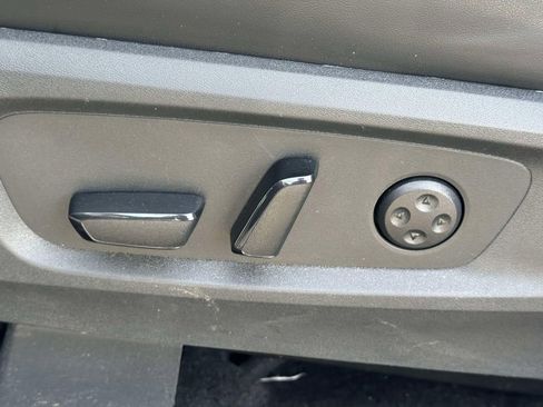 Used 2025 INFINITI QX60 Luxe w/ Vision Package image 18