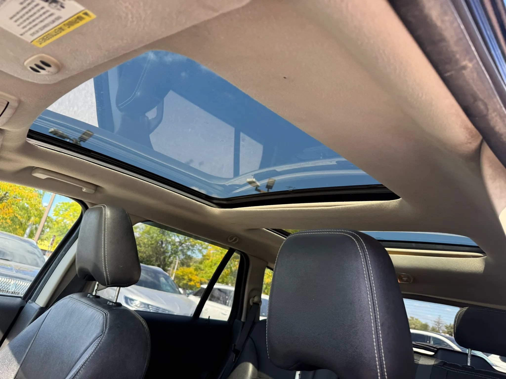 Used 2010 Ford Edge Limited FWD image 19