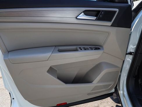 Used 2019 Volkswagen Atlas SE FWD image 26