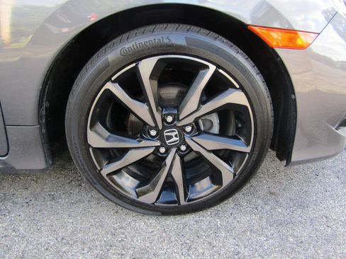 Used 2021 Honda Civic Sport image 4