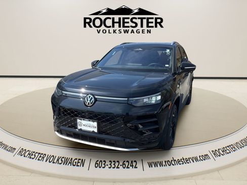 New 2026 Volkswagen Tiguan SEL R-Line AWD/4WD image 1