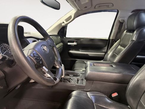 Used 2016 Toyota Tundra SR5 w/ SR5 Upgrade Package AWD/4WD image 10