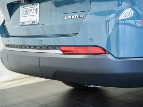 New 2026 Jeep Grand Cherokee L Limited AWD/4WD image 9