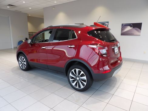Used 2022 Buick Encore Preferred w/ Safety Package AWD/4WD image 6